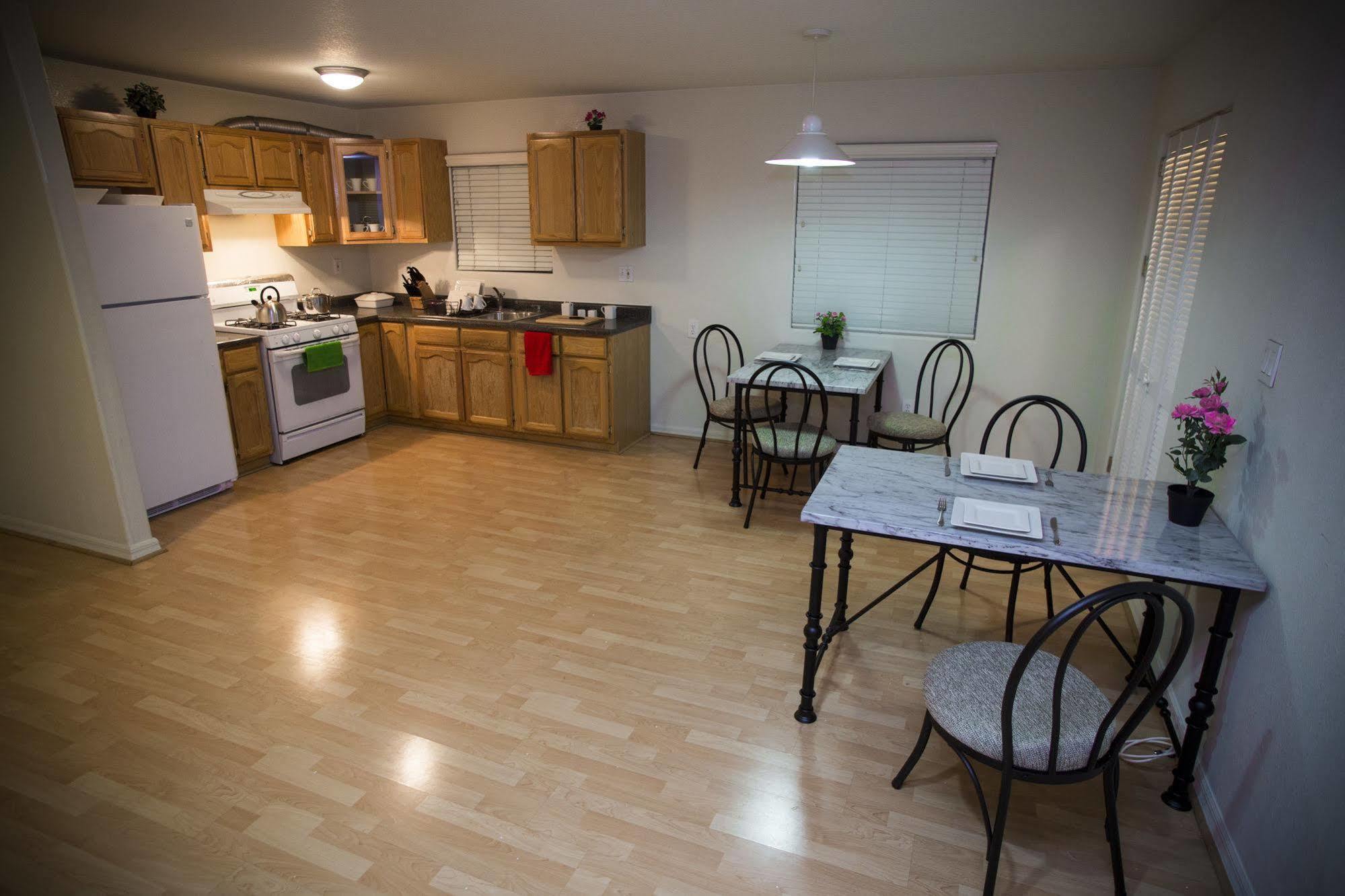 Los Angeles Vacation Apartments Bagian luar foto