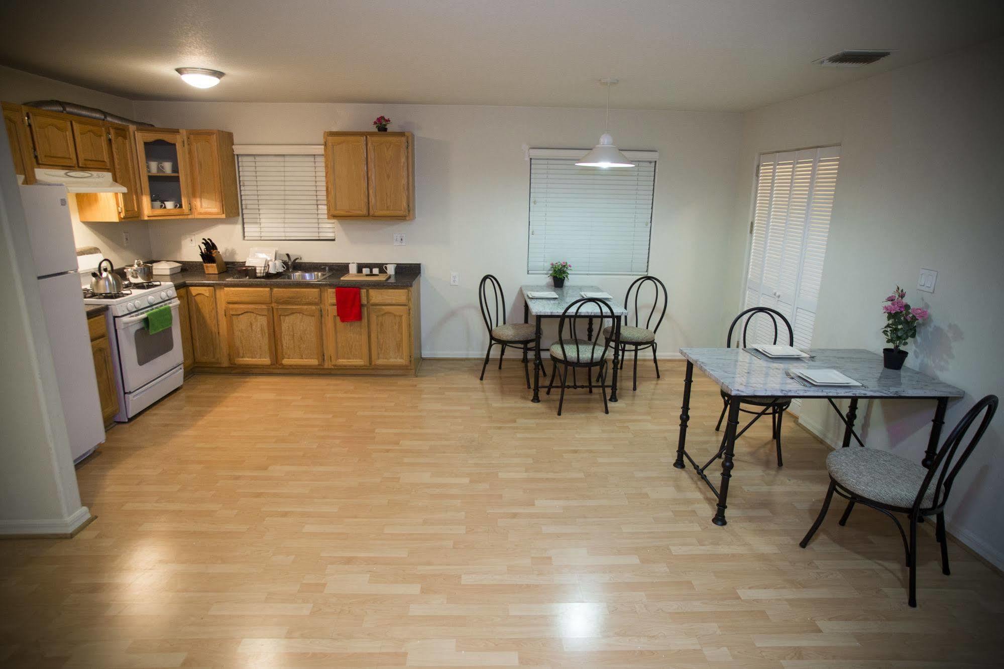 Los Angeles Vacation Apartments Bagian luar foto